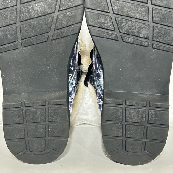 Yes We Vibe Girls Black/White Circle of Life Faux Fur Fall/Winter Boots SZ 3.5M - Picture 10 of 11